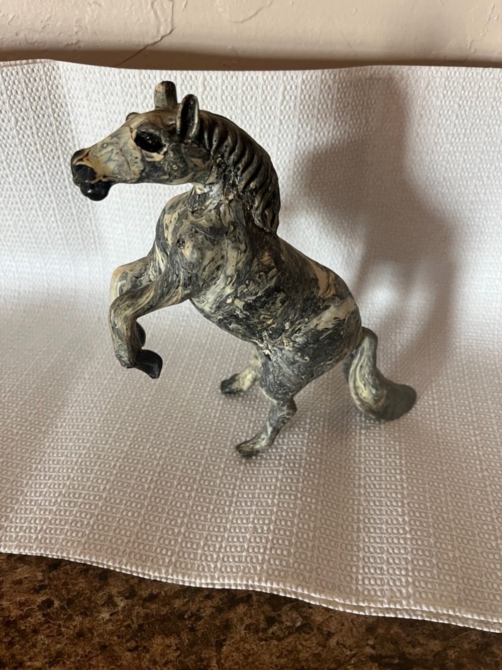 Raring Horse Statue. - Picture 2 of 10
